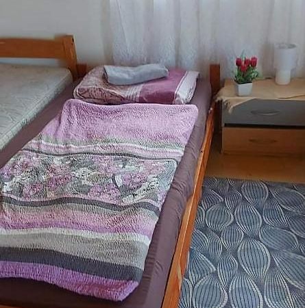 Hotel Badacsonyi Pihenes Privat Berlemeny Badacsonytomaj Esterno foto