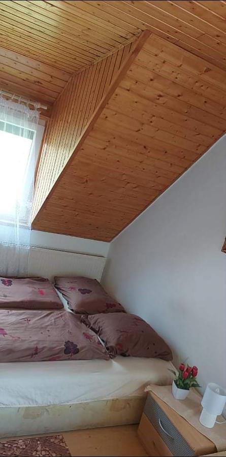 Hotel Badacsonyi Pihenes Privat Berlemeny Badacsonytomaj Esterno foto