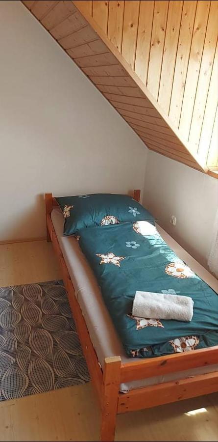 Hotel Badacsonyi Pihenes Privat Berlemeny Badacsonytomaj Esterno foto
