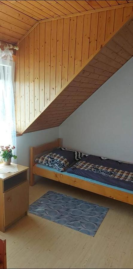 Hotel Badacsonyi Pihenes Privat Berlemeny Badacsonytomaj Esterno foto